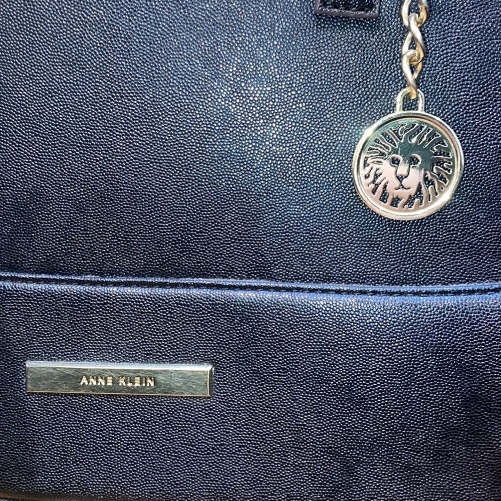 Anne Klein Black Purse - Picture 3 of 6